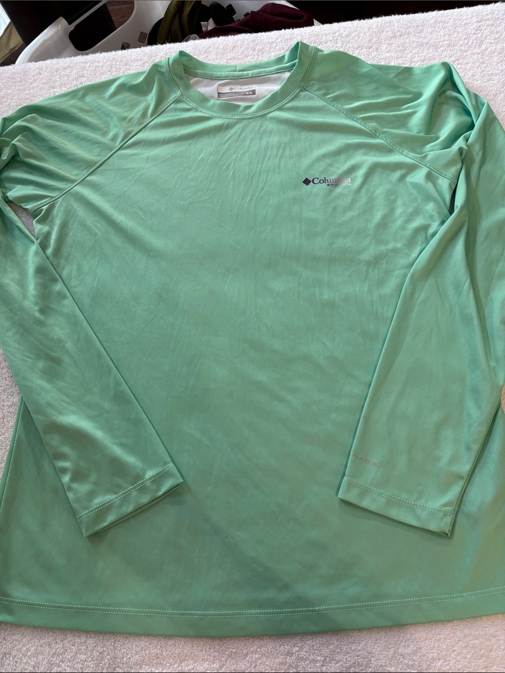 Columbia Long-Sleeve Performance Tee in Mint